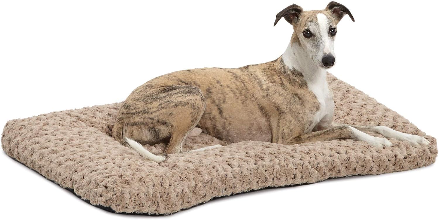 MidWest Homes for Pets Deluxe Dog Beds | Super Plush Dog Cat Beds Ideal for Dog Crates | Machine Wash Dryer Friendly, 1-Year Warranty